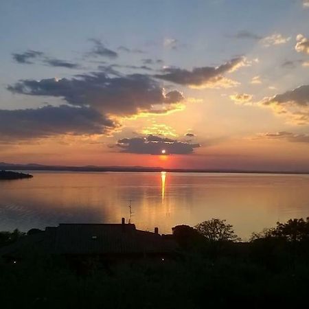 Villetta Dei Tramonti San Feliciano Kültér fotó